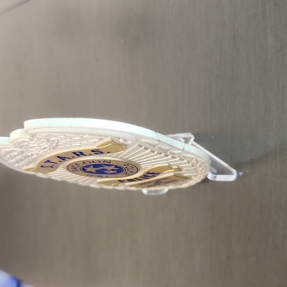 Resident Evil - STARS Badge Medallion limited edtion. - Picture 4 of 8